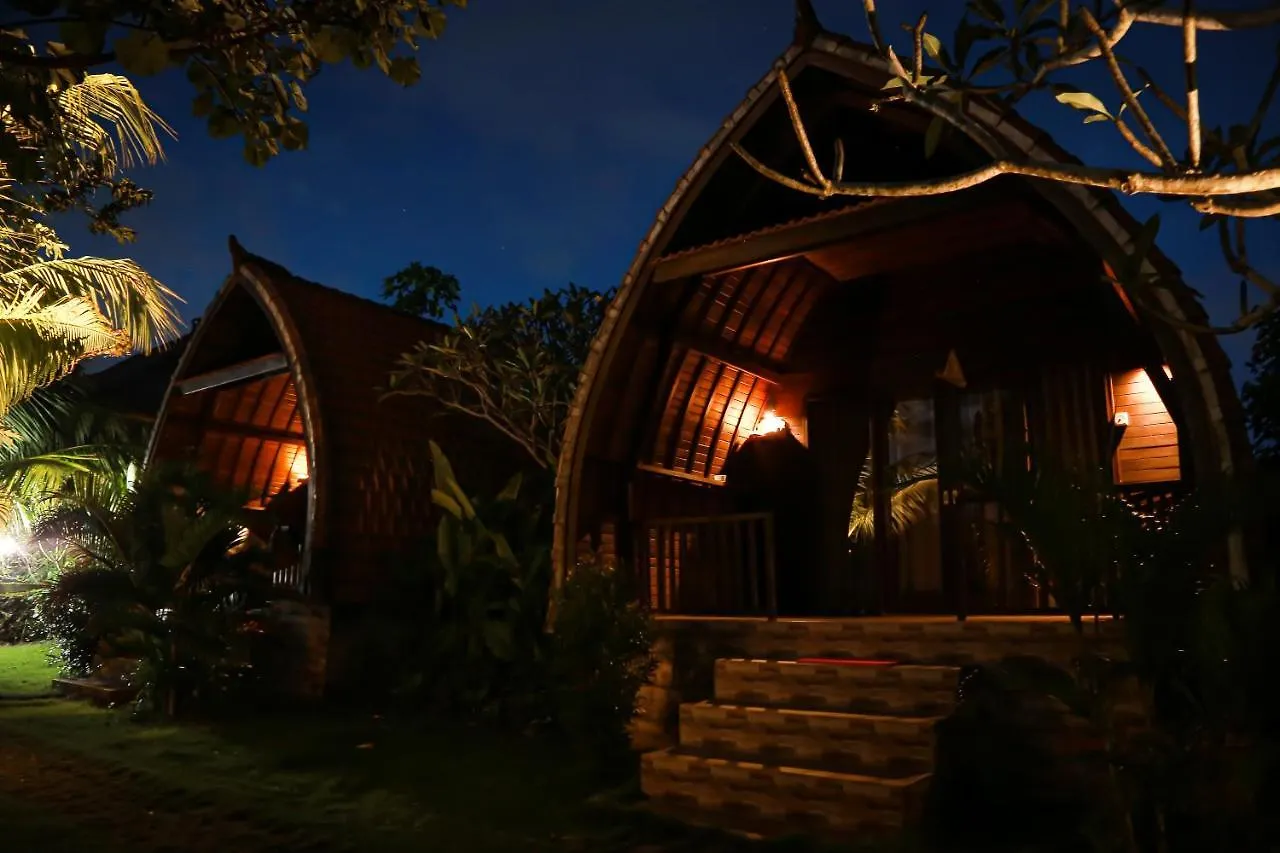 Orange Balangan Bungalow 짐바란 2*,