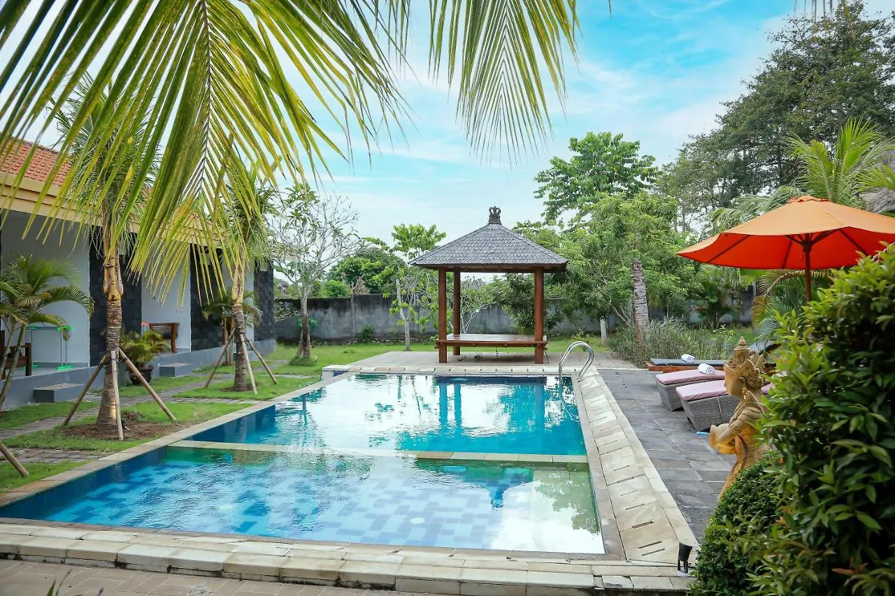 Orange Balangan Bungalow 짐바란 2*,