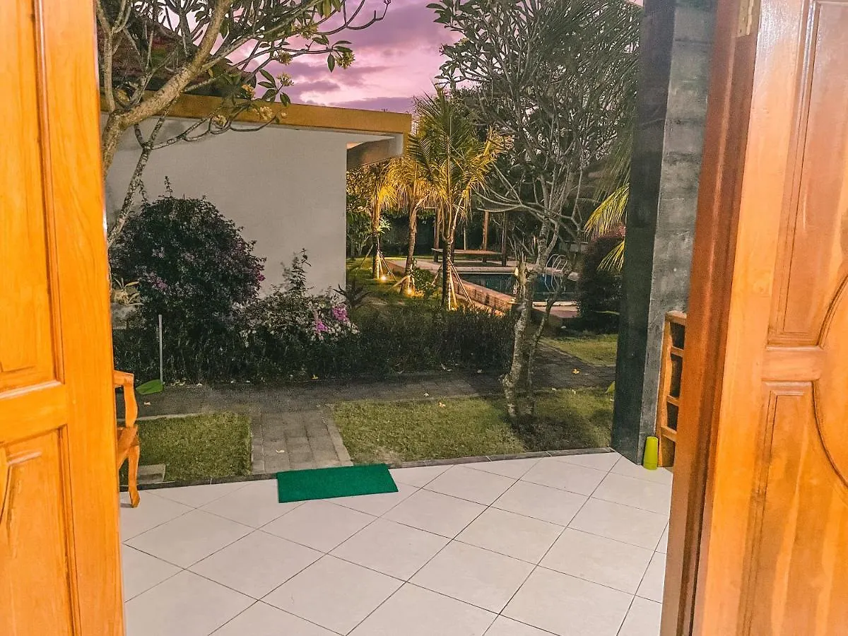 Orange Balangan Bungalow 짐바란 게스트하우스