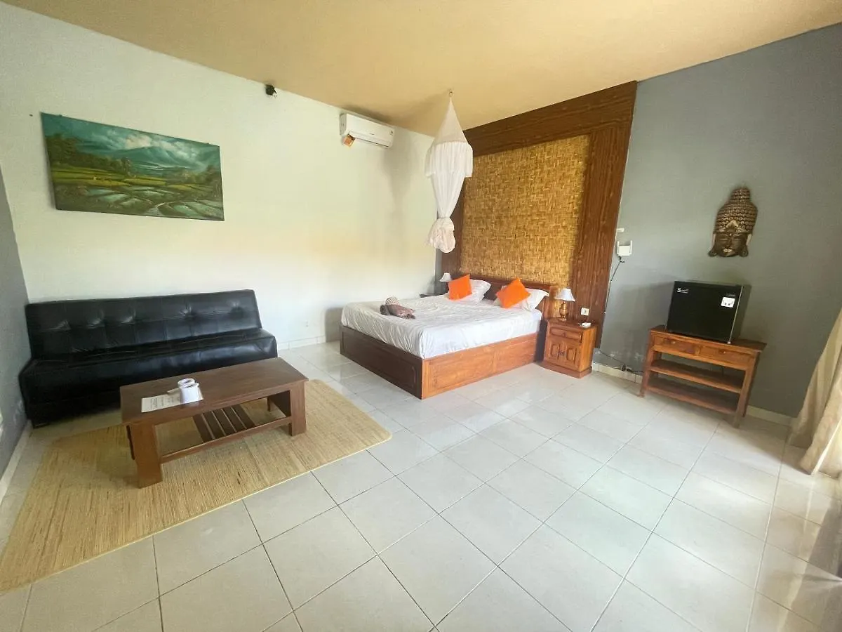 Orange Balangan Bungalow 짐바란
